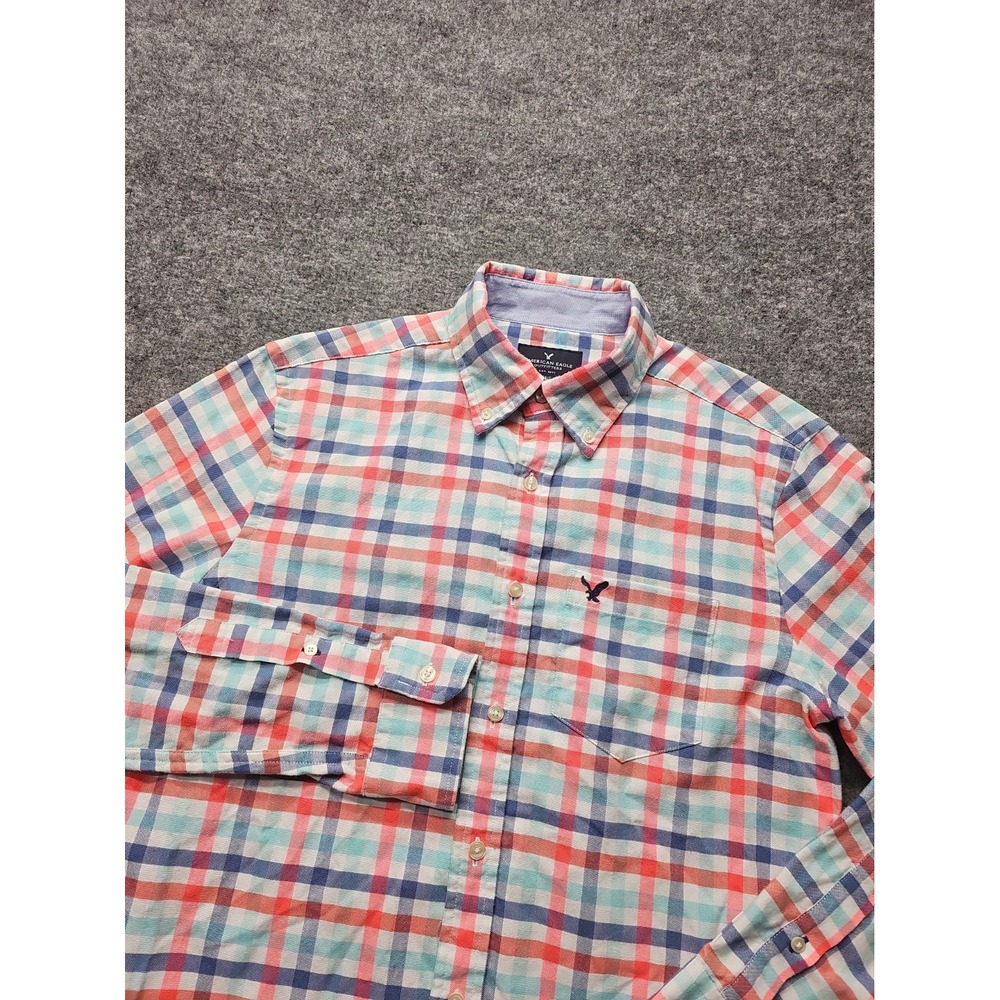 American Eagle Men's "Size S/P" Classic  Fit Button Down Shirt Plaid Long Sleeve